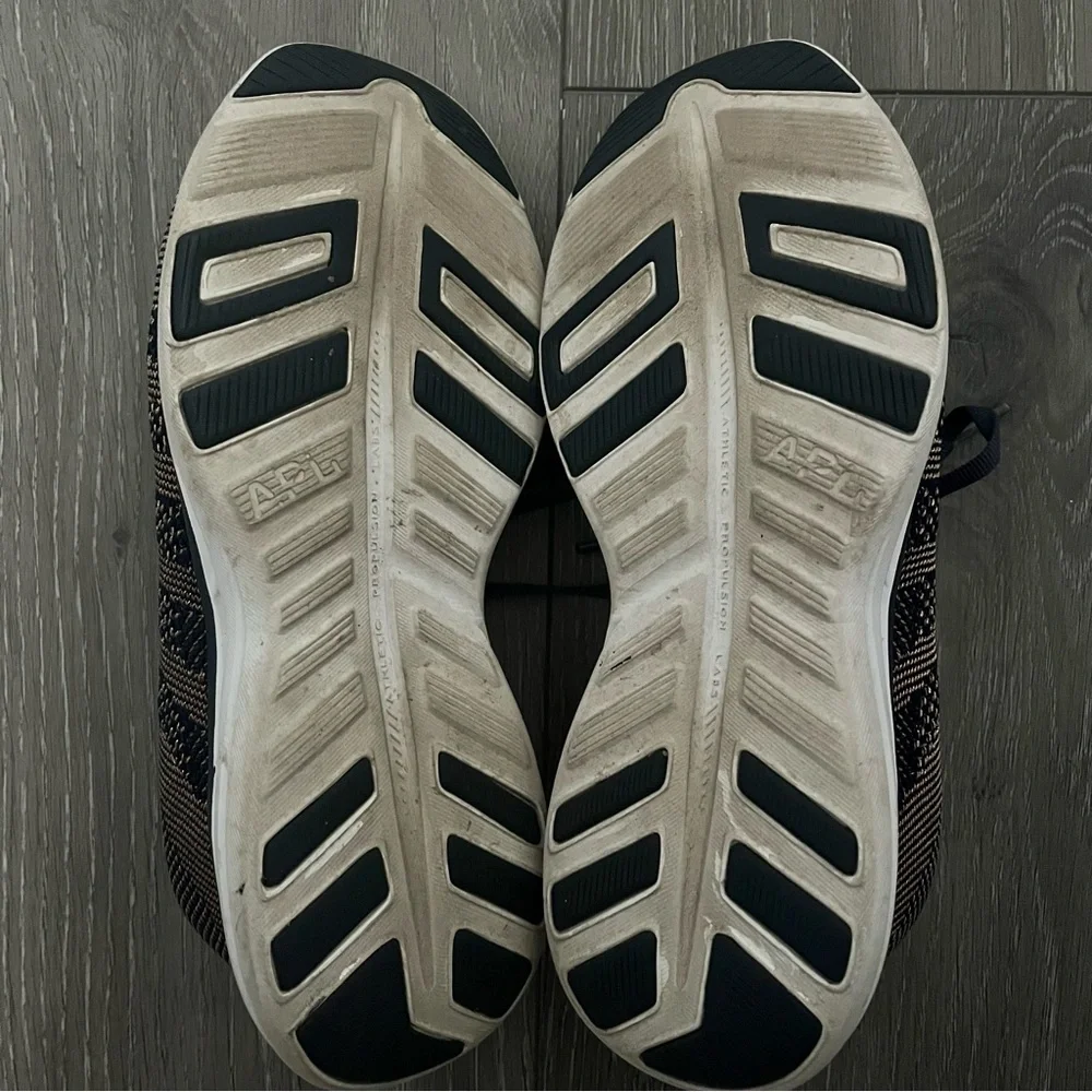 APL Womens TechLoom Pro Shoe Size 7.5